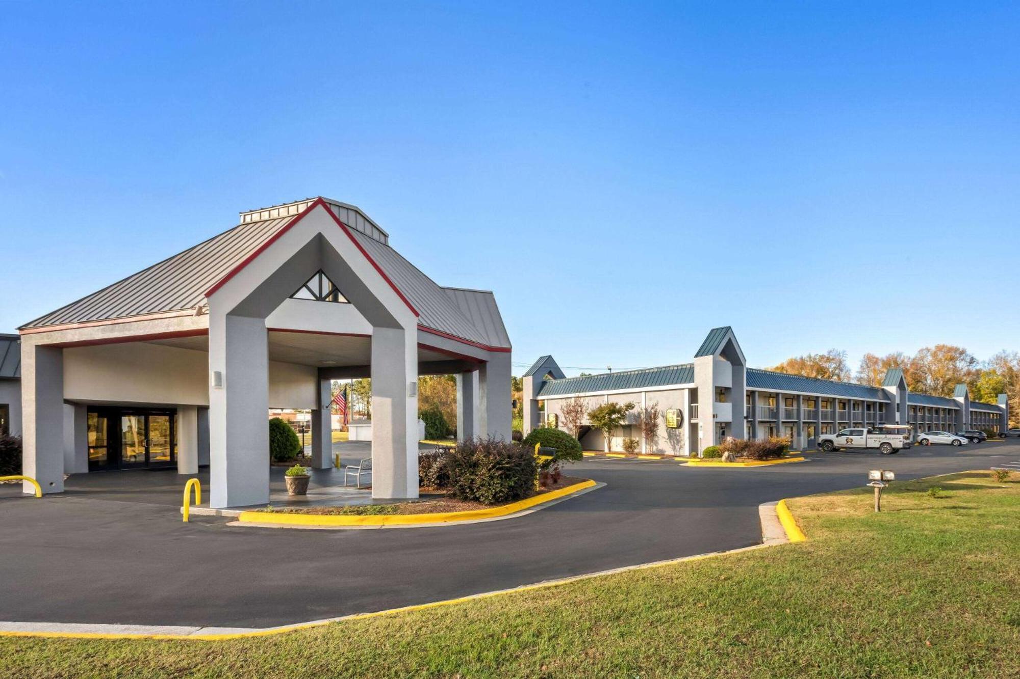 Super 8 By Wyndham Garysburg/Roanoke Rapids Hotell Eksteriør bilde